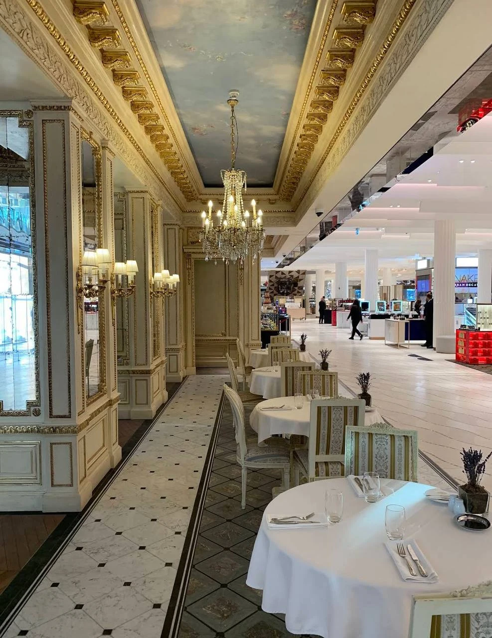 Café Pouchkine Doha — 02