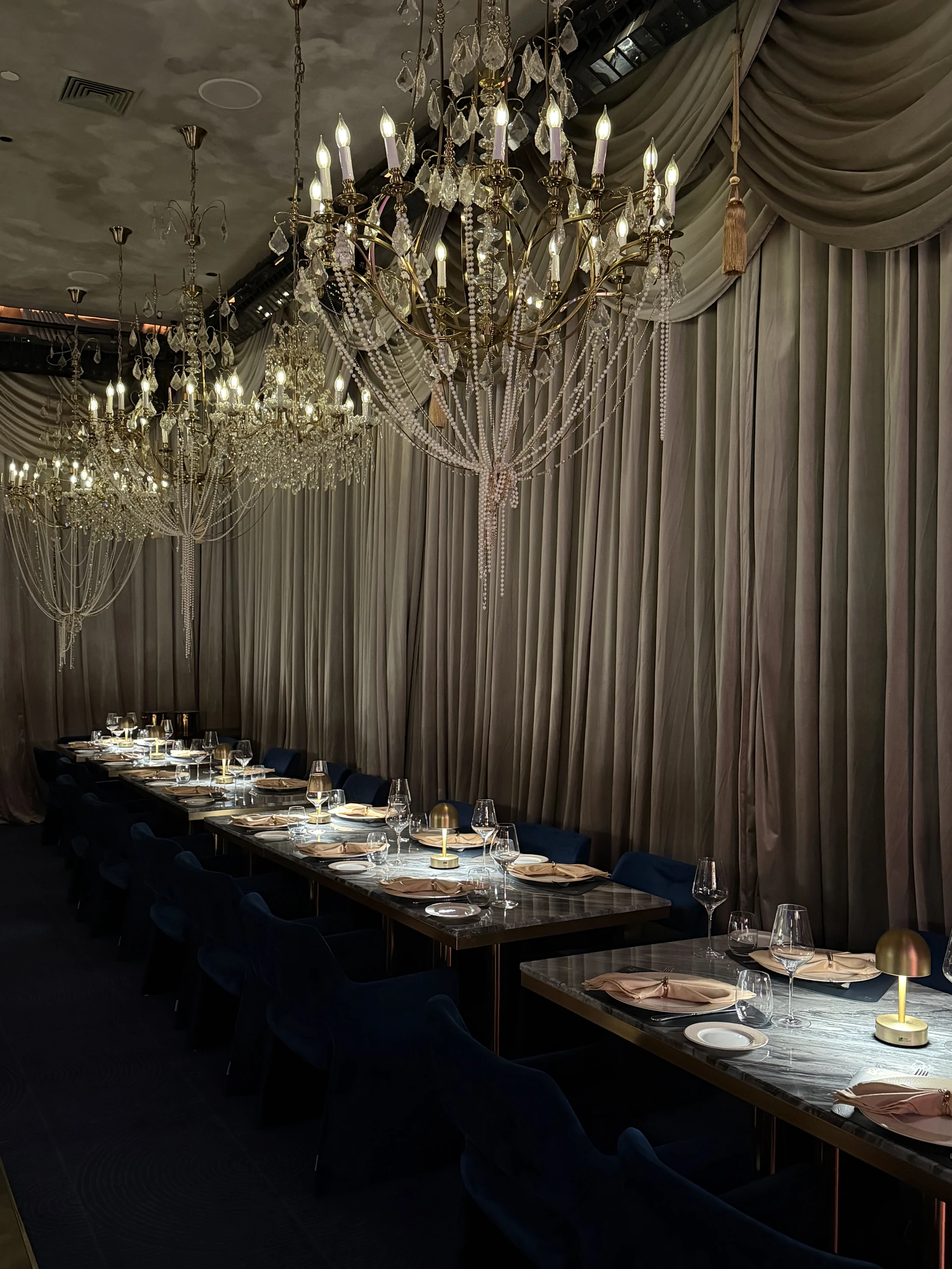 CLC Restaurant — Фирменные туалеты — 14
