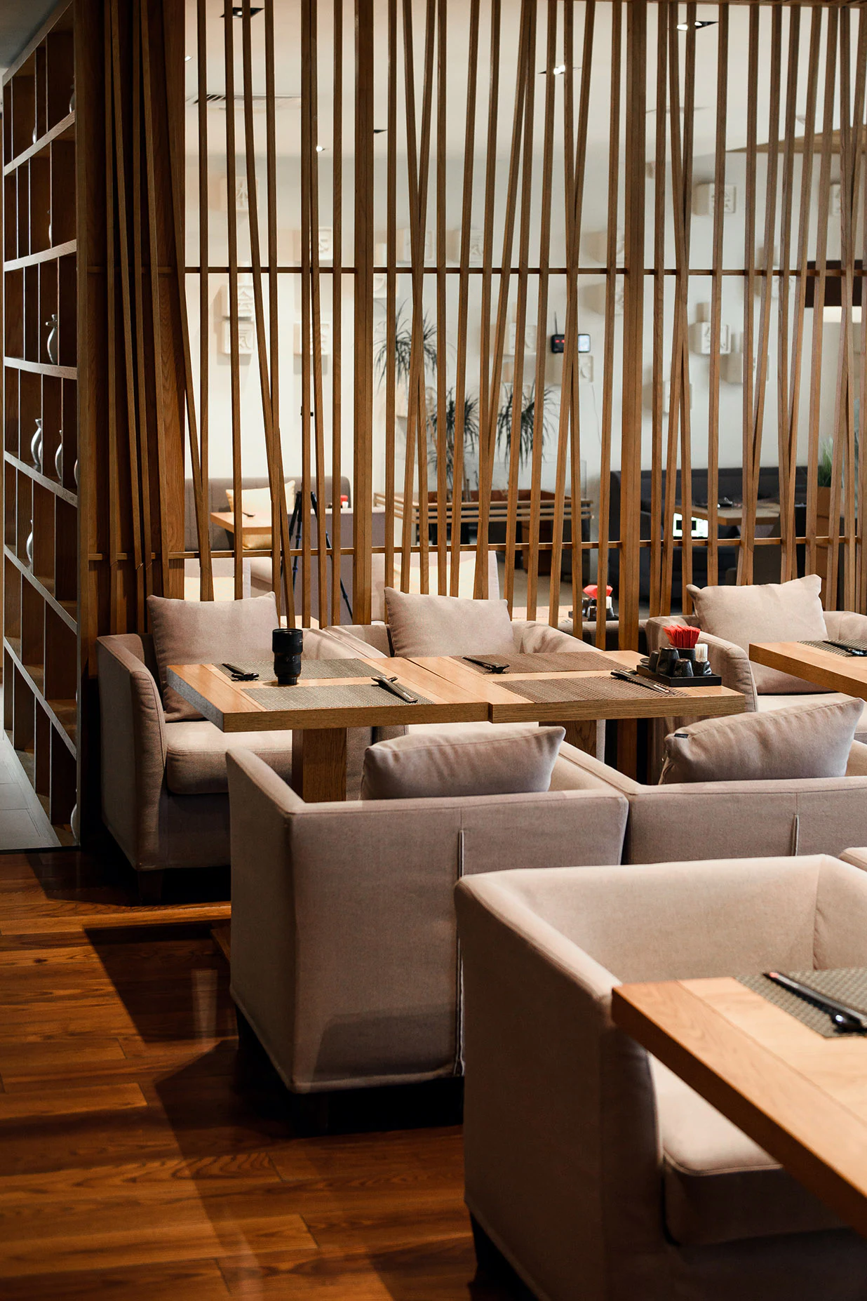 Yakitoriya — Washrooms & kintsugi — project view 3